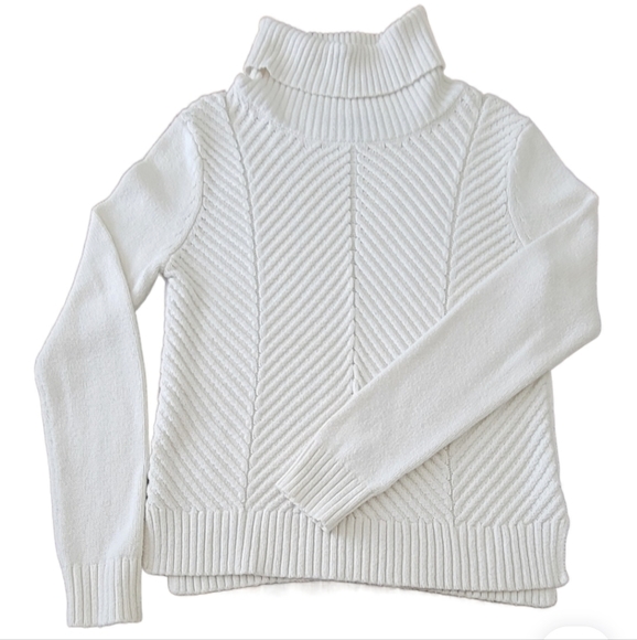Banana Republic Sweaters - Banana Republic Knit Sweater